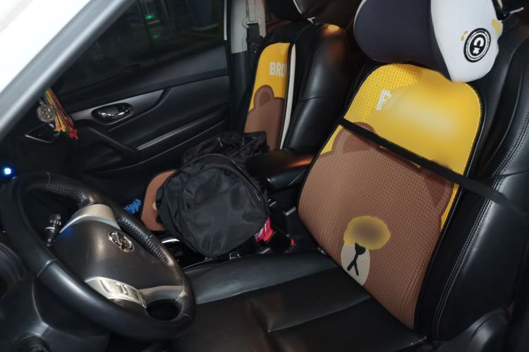 Used Nissan X-Trail 2015 2.0L CVT Comfort MAX Edition 2WD
