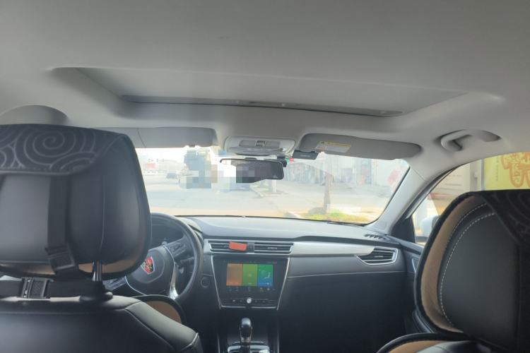 Used Roewe i5 2020 1.5L Automatic 4G Connect Luxury Flagship Edition Headliner