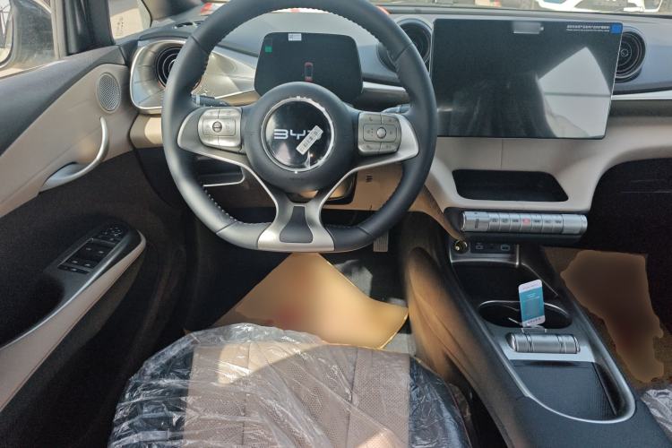 Used BYD Dolphin 2025 420km Free Edition Steering Wheel
