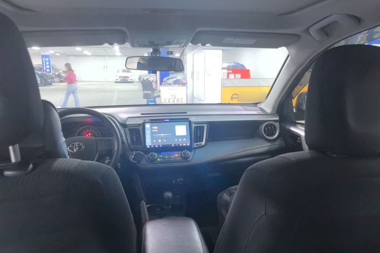 Used Toyota RAV4 2019 2.0L CVT Two-Wheel Drive Pioneer Edition China V Standard
