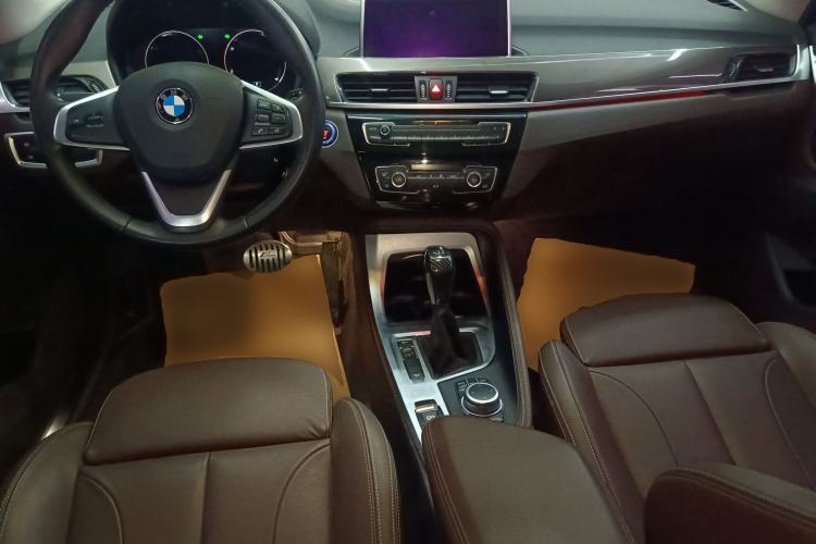 Used BMW X1 2019 xDrive20Li Luxury Model Center Console