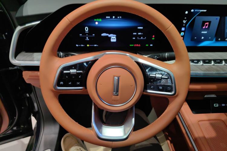 Used Wey Lanshan 2025 Four-Wheel Drive Max