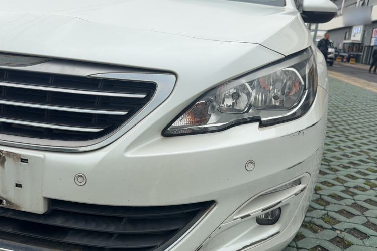 Used Peugeot 408 2015 1.2T Automatic Luxury Edition Left Front Headlight