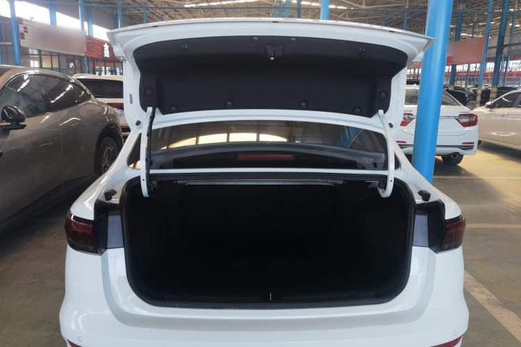 Used Geely Auto Emgrand 2025 4th Generation 1.5L CVT Luxury Version