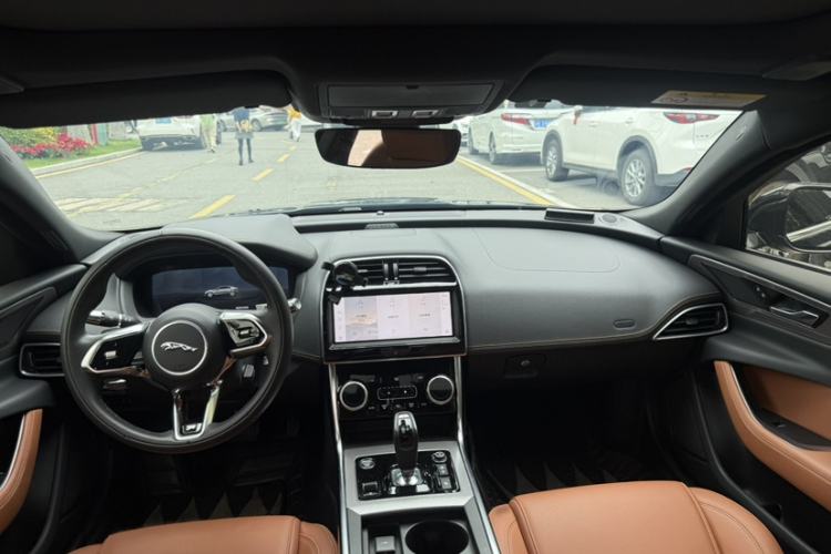 Used Jaguar XEL 2021 2.0T 250 PS R-DYNAMIC S Advanced Sport Edition Interior 7