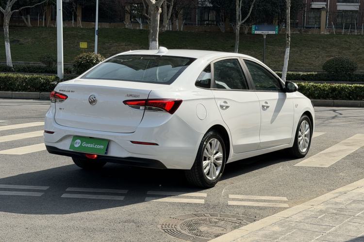 Used Buick GT 2019 15T Dual-Clutch Connected Elite Model China VI