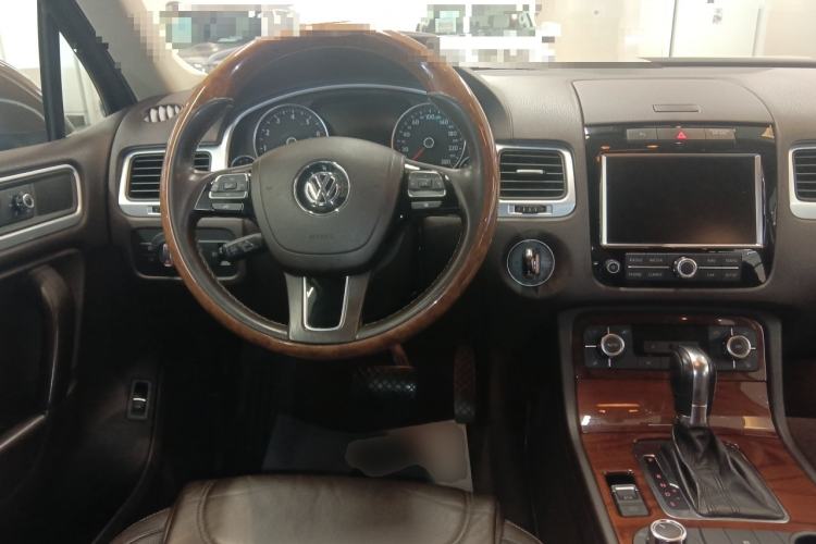 Used Volkswagen Touareg 2011 3.0 TSI Standard Version