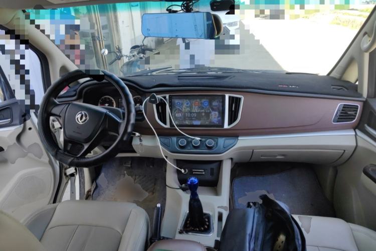 Used FORTHING Lingzhi 2017 M5L 1.6L 7-Seater Comfort Model
