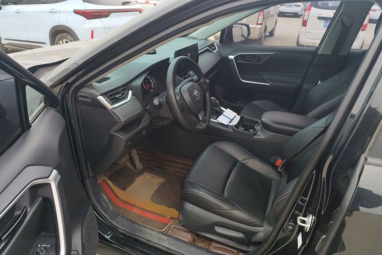 Used Toyota Wildlander 2023 2.0L CVT Two-Wheel Drive Leading Edition