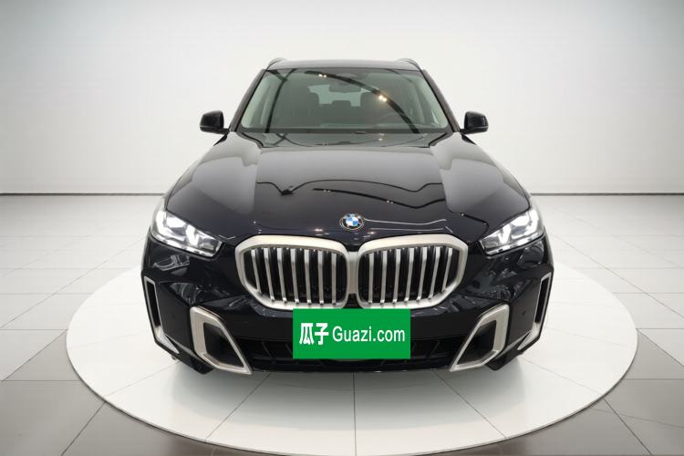 Used BMW X5 2023 xDrive 30Li Luxury M Sport Package Front