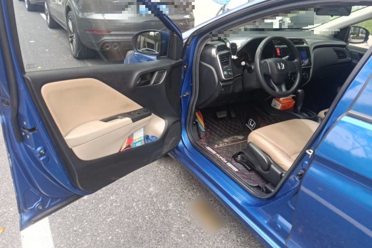 Used Honda City 2015 1.5L CVT Comfort Version Driver Seat