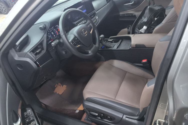 Used Lexus ES 2023 200 Excellence Edition
