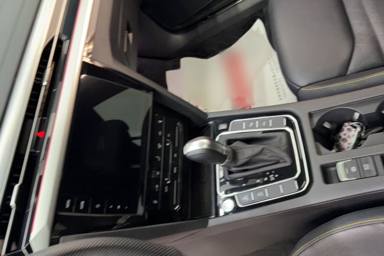 Used Volkswagen FAW-Volkswagen CC 2024 380TSI Striking Edition
