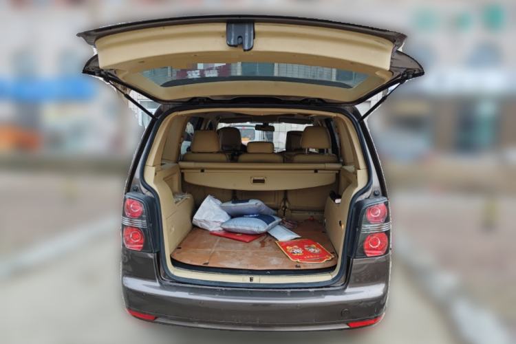 Used Volkswagen Touran 2013 1.4T Manual Comfort Edition 5-Seater Trunk