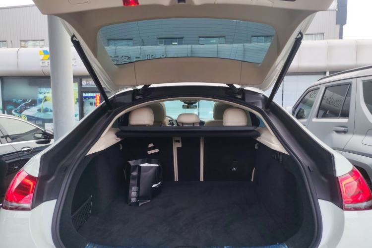 Used Mercedes-Benz GLE 2022 Refreshed GLE 350 4MATIC Coupe SUV Luxury Edition Trunk