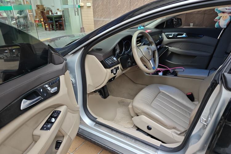 Used Mercedes-Benz CLS 2012 CLS 300 CGI Driver Seat