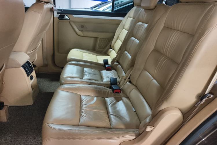 Used Volkswagen Touran 2011 1.4T DSG Zhiya Edition 5 Seats Left Rear Seat