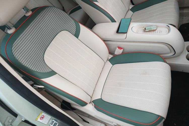 Used ORA Good Cat 2023 401 km Standard Range Premium Version Lithium Iron Phosphate