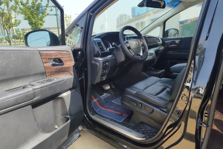 Used Honda Elysion 2016 2.4L Supreme Edition