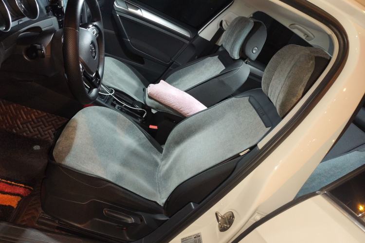 Used Volkswagen Golf 2019 200TSI DSG Comfort & Ambition Edition China VI Standard