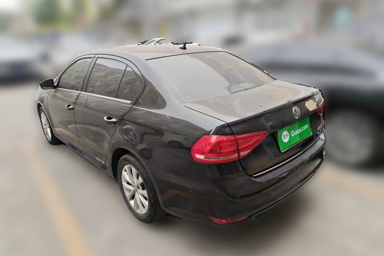 Used Volkswagen Lavida 2017 1.6L Manual Comfort Edition
