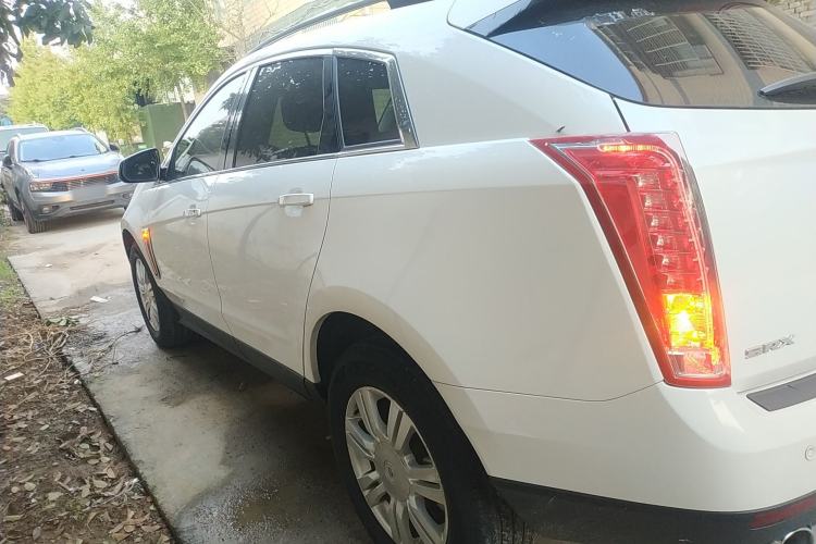 Used Cadillac SRX 2015 3.0L Comfort Version
