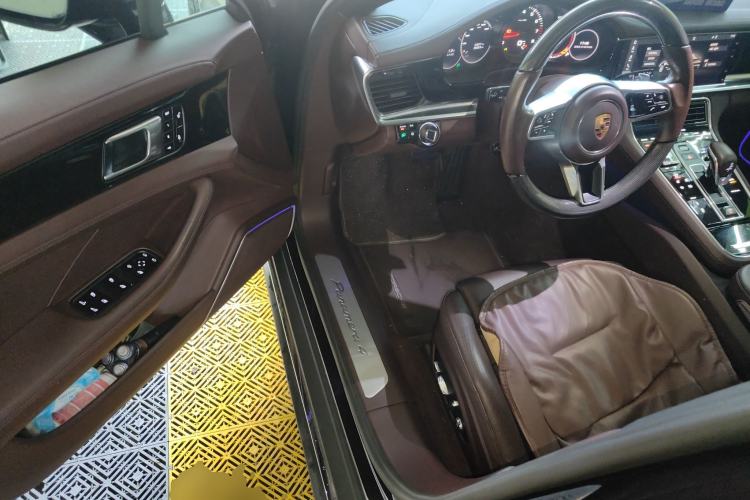 Used Porsche Panamera 2017 Panamera 4 Executive Long Wheelbase 3.0T