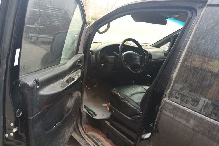 Used JAC Group Refine 2011 2.0L Shuttle Gasoline Standard Edition HFC4GA3