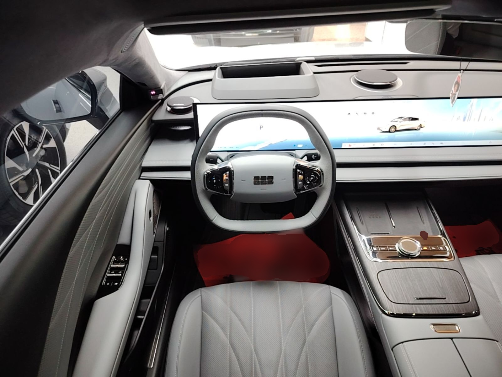 Geely Galaxy E8 2025 700 km Long-Range Intelligent Driving Version — снимка 13