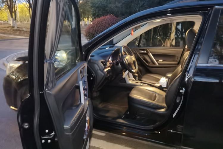 Used Subaru Forester 2013 2.5i Automatic Luxury Edition
