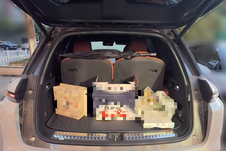 Used Li Auto L8 2023 Air model