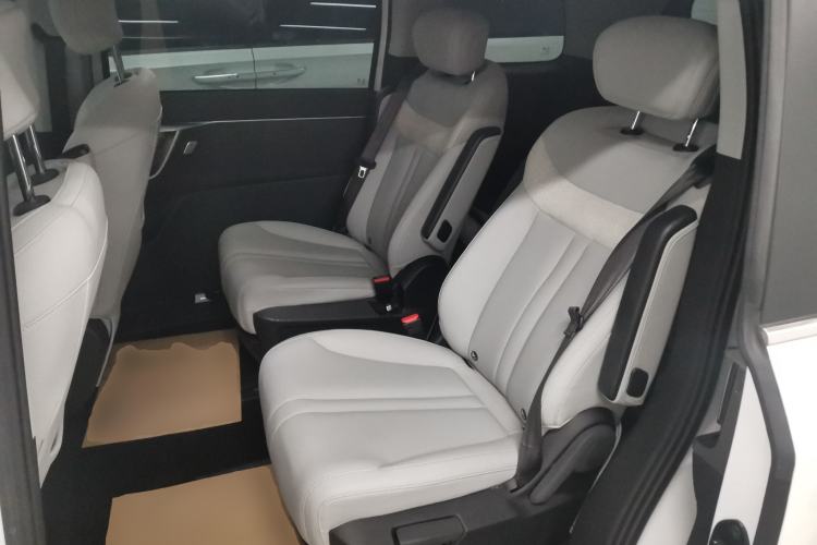 Used SAIC MAXUS G70 2024 2.0T Automatic Comfort Edition 7-Seater