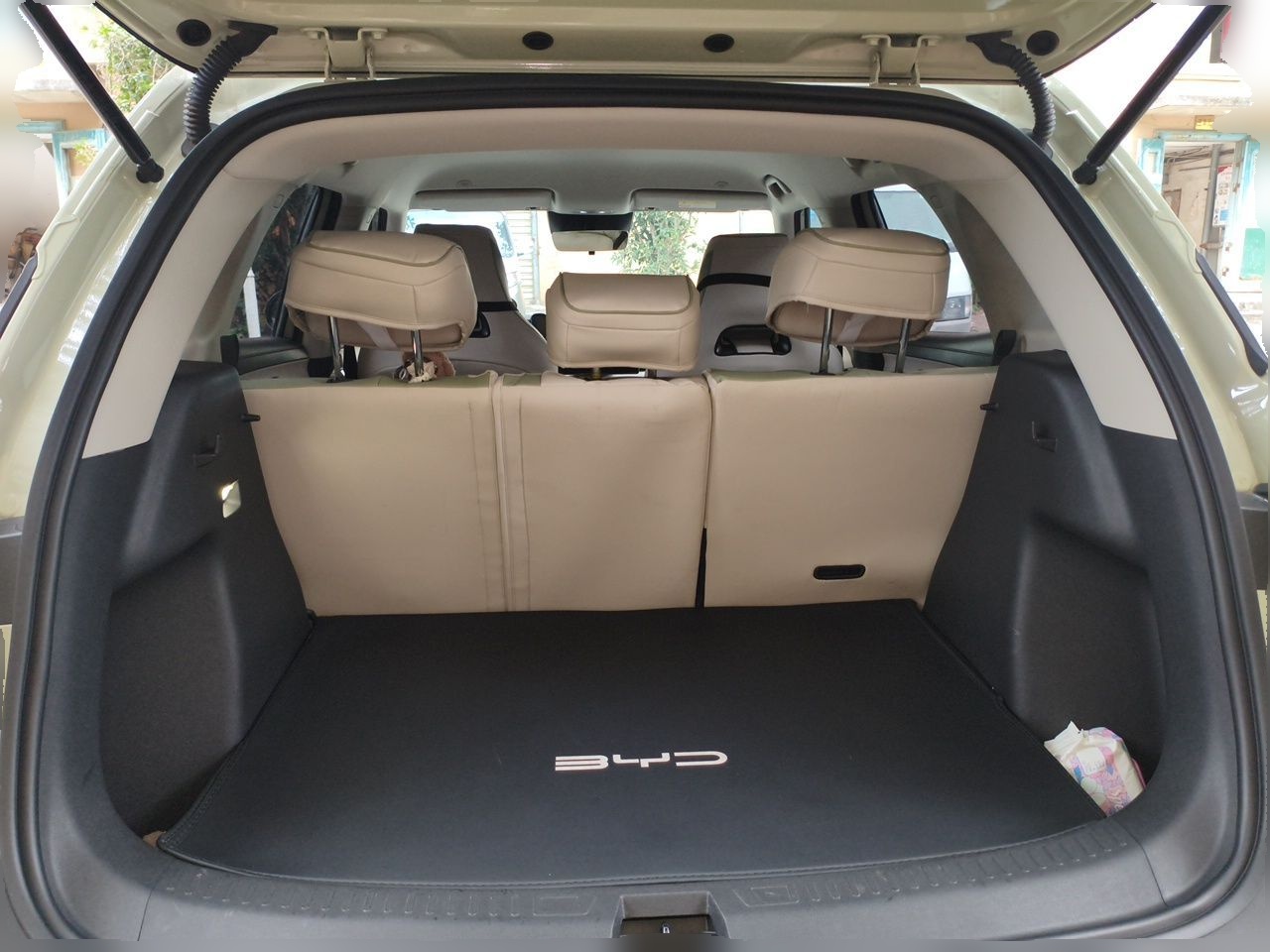 BYD Yuan UP 2025 Intelligent Driving Version 401 KM Dynamic Edition — снимка 16