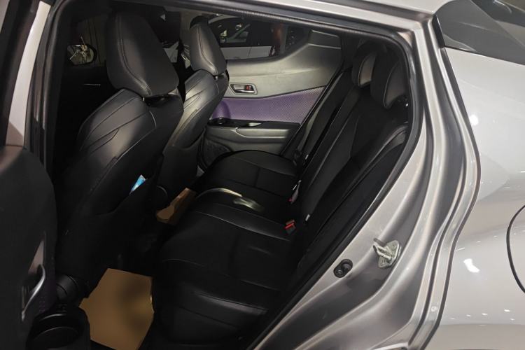 Used Toyota IZOA 2020 2.0L Enjoy Edition