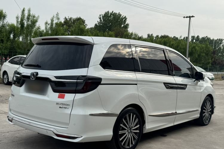 Used Honda Elysion 2022 2.0L eHEV Luxury Edition Exterior 5