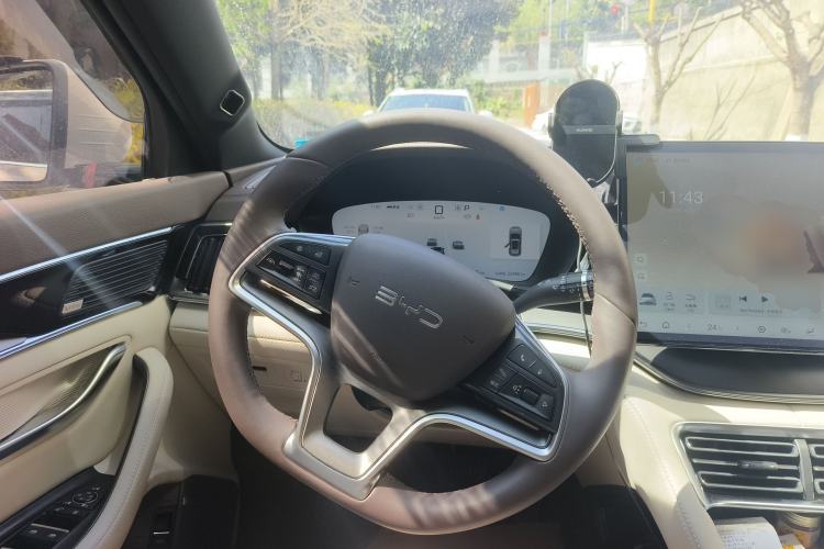 Used BYD Song PLUS New Energy 2025 DM-i 160KM Flagship PLUS Steering Wheel