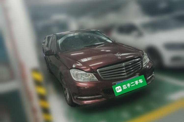 Used Mercedes-Benz C-Class 2013 C 180 CGI Classic Front Right 45 Deg