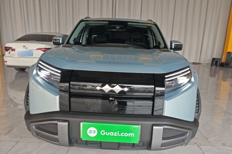 Used Formula Leopard Titanium 3 2025 501KM All-Wheel Drive Intelligent Driving Ultra Version
