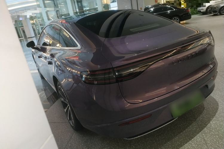 Used Hima Luxeed S7 2025 705 km Max
