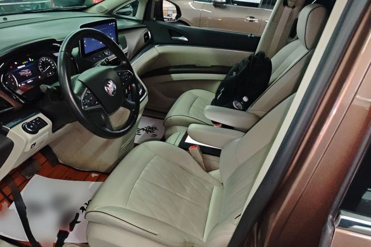 Used Buick GL8 2021 Land Cruiser Executive Class 652T Luxury Model