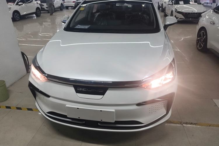 Used BAIC Beijing EU5 2025 Hongtu Standard Edition
