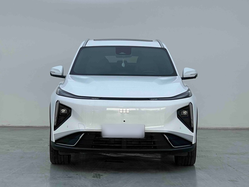 Geely Galaxy L7 2025 EM-i 115km Exploration+ Edition — снимка 5