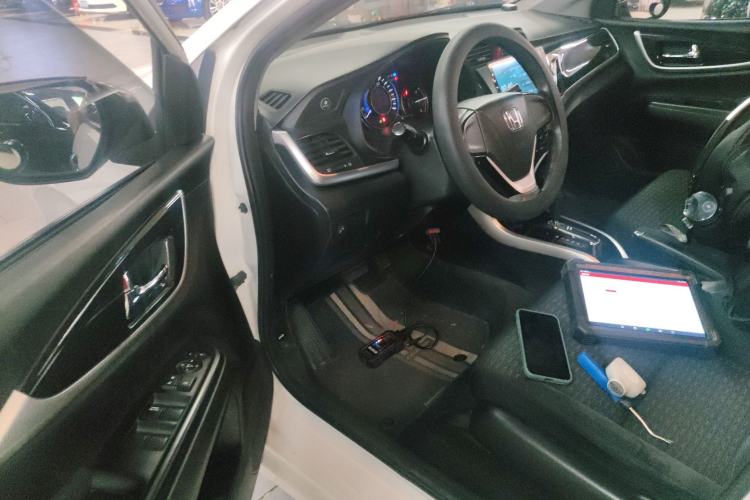 Used Honda Crider 2015 1.8L automatic comfort version Left Front Seat