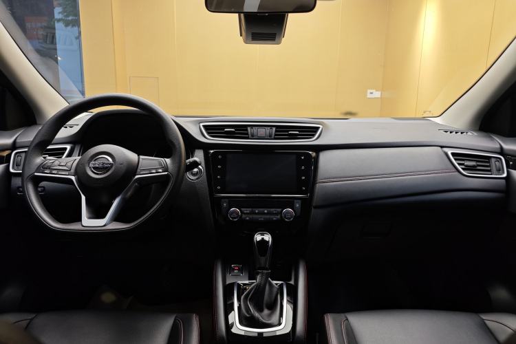 Used Nissan Qashqai 2022 2.0L CVT XV Smart Enjoyment Version
