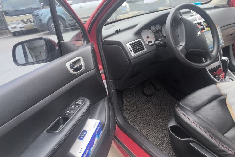 Used Peugeot 307 2010 Sedan 1.6L Automatic Comfort Edition
