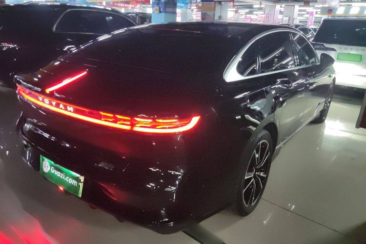 Used VOYAH PASSION 2024 PHEV Four-Wheel Drive Ultra-Long Range Flagship Model