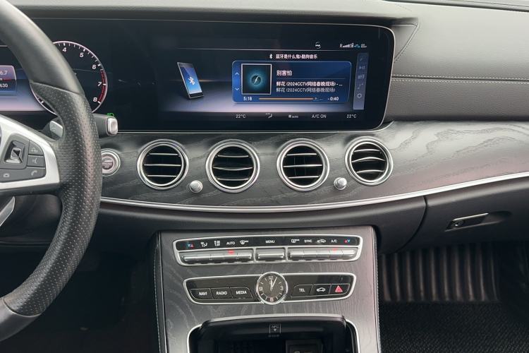 Used Mercedes-Benz E-Class 2018 E 300 L Sporty and Stylish Model