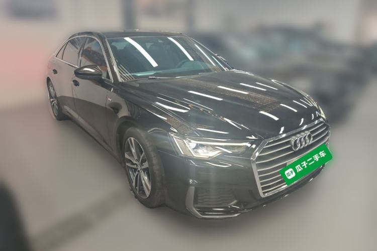 Used Audi A6L 2021 40 TFSI Luxury Dynamic Edition Front Right 45 Deg