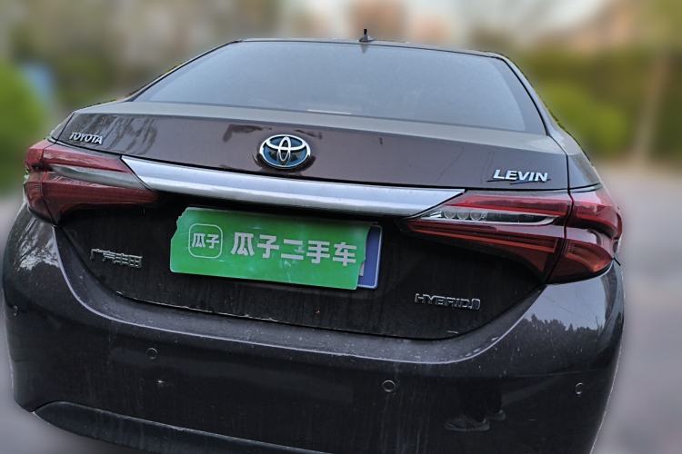 Used Toyota Levin 2016 Dual-Engine 1.8H GS E-CVT Elite Model with Sunroof
