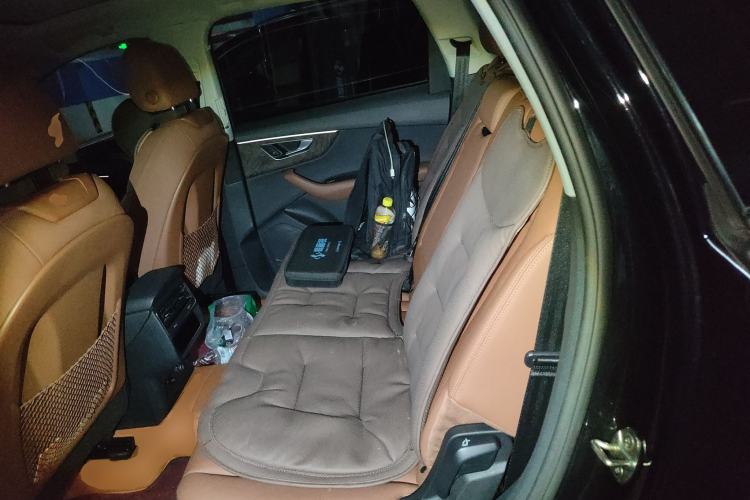 Used Audi Q7 2020 55 TFSI quattro S line sports model Left Rear Seat